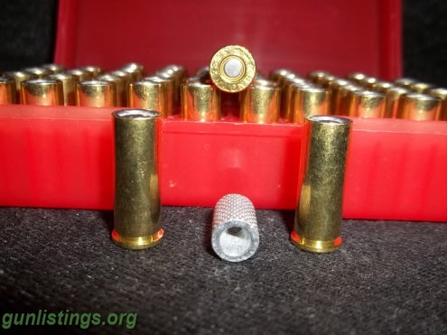Ammo 32 S&W Long /32 Colt New Police Ammo.