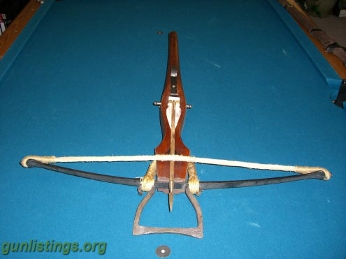Collectibles POWERFUL MEDIEVAL REPLICA CROSSBOW