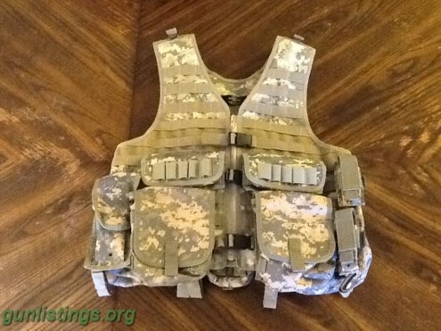 Misc ACU Tactical Vest Complete New Condition