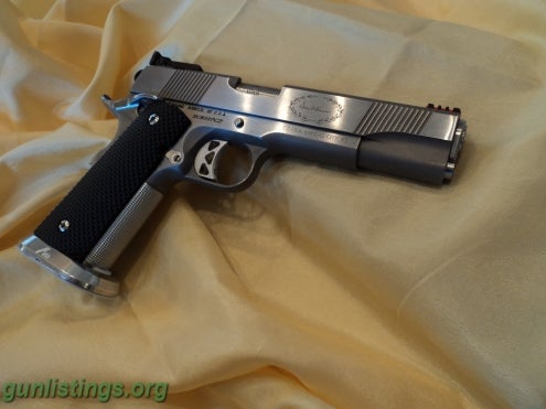 Pistols .40 Dan Wesson SS Custom 1911