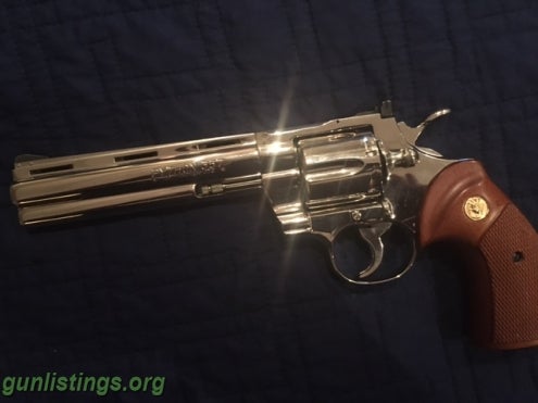 Pistols 1966 Colt Python 6