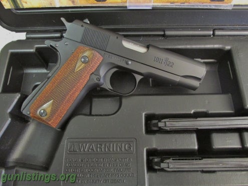 Pistols Browning 1911-22 Compact 22LR 3.62