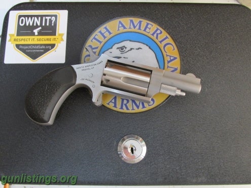 Pistols NAA 22 Magnum 1-5/8