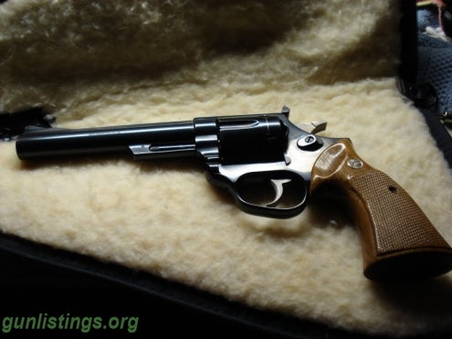 Pistols Astra .44 Magnum Revolver