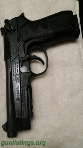 Pistols Beretta