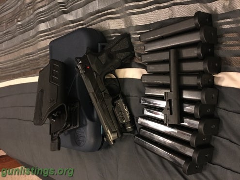 Pistols Beretta 90-2, Upgrades And 11 Mags - New
