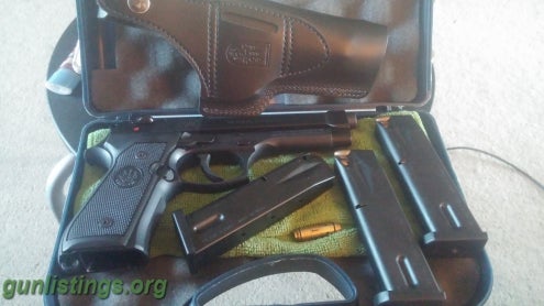 Pistols BERETTA 92 FS 9MM LIKE NEW+extras Sale/trade