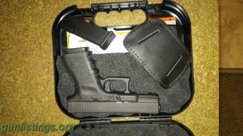 Pistols Glock 19