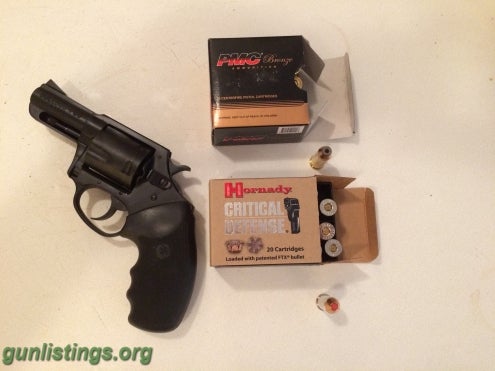 Pistols Charter Arms .44 Like New, 2 Boxes Of Defense Ammo