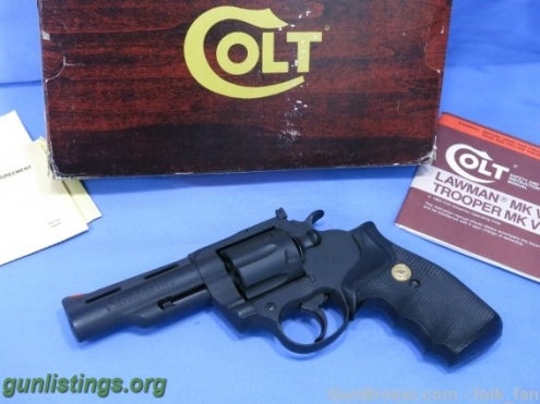 Pistols Colt Peacekeeper 357 Mag Mint W/box Ca. 1988 NR