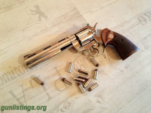 Pistols Colt Python 357