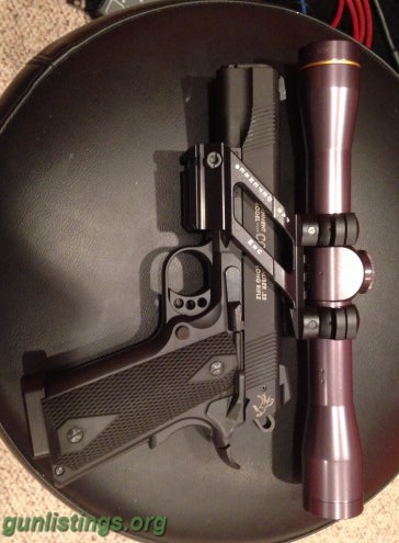 Pistols Colt Rail 1911 .22lr Leupold 2.5x28+ Ammo