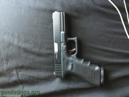 Pistols Custom Glock 17 (TRADES)