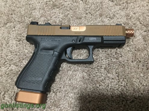 Pistols Custom Glock 19