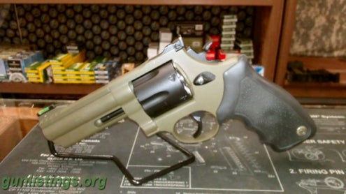 Pistols Custom Taurus Model 44 Nib Will Trade Read Ad