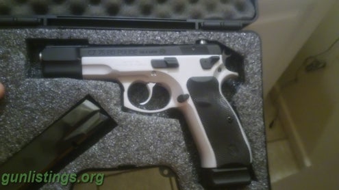 Pistols CZ. 75 BD Police Model