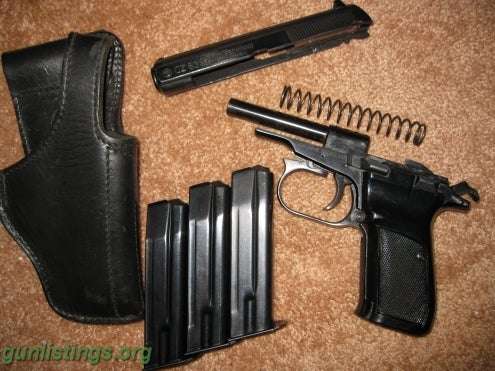 Pistols CZ 83 32 Acp