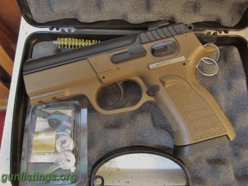 Pistols EAA Witness Compact 999066 SA/DA 9mm 3.6