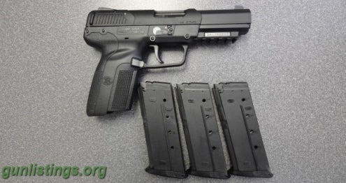 Pistols FN 5.7 Pistol Exe.cond, 3-20rd Mags