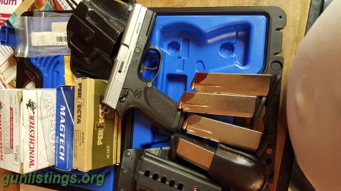 Pistols FNH FNP, 5 Mags, 300rds Ammo, Holsters, Mag Pouch