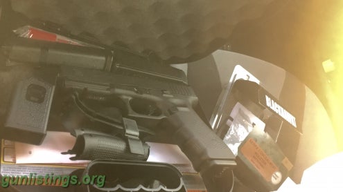 Pistols Glock 17 Gen 4
