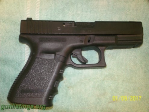 Pistols Glock 19 - 9 Mm Gen 3, Trijicon Night Sights