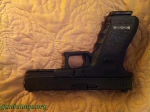 Pistols Glock 22 .40 Cal For Sale Or Trade