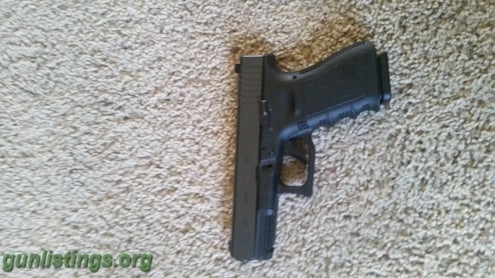 Pistols Glock 23 With Extras (TRADE)
