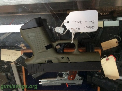 Pistols Glock 43 , 9 Mm  , Green