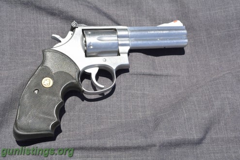 Pistols MODEL 686 COMBAT 357 MAGNUM - ( Satinless ) )