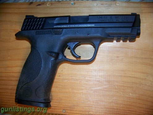 Pistols M&P 9mm Full Size