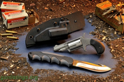 Pistols NAA 22M Mini Revolver / Knife Combo