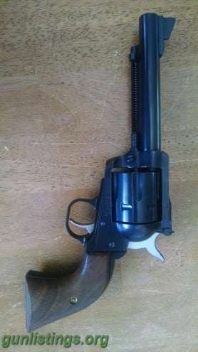Pistols Ruger New Model Blackhawk 5.5