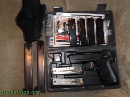 Pistols Ruger P95 + Extras