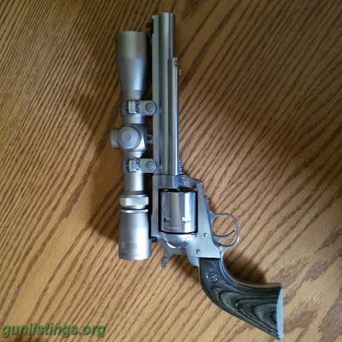 Pistols Ruger Super Blackhawk Hunter $925