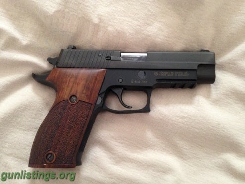 Pistols Sig P220 Beavertail