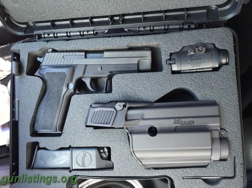 Pistols SIG P226 9mm TACPAC