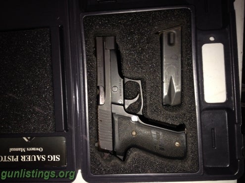 Pistols Sig P226 With Night Sights And 2 Mags