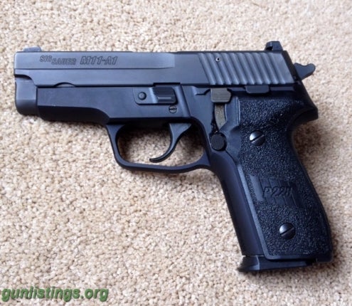 Pistols Sig Sauer M11-A1 9mm