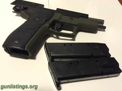 Pistols Sig Sauer P226 .40 S&W Stainless