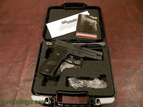 Pistols SIG SAUER P-226 9MM AS NEW