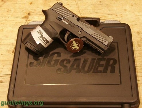 Pistols Sig Sauer P320 Compact 9mm