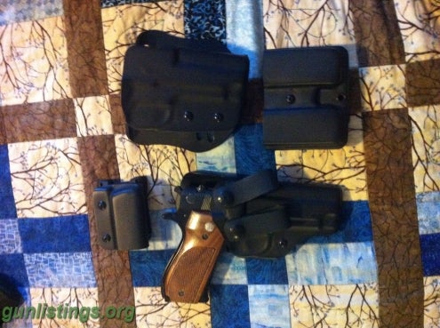 Pistols Smith & Wesson 39-2 9mm With Holsters