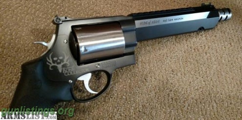 Pistols Smith & Wesson 460 Bone Collector