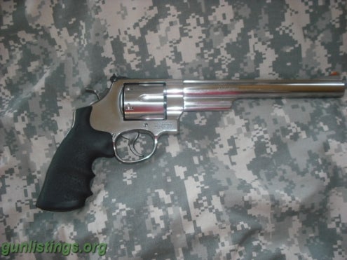 smith and wesson 44 magnum revolver. smith and wesson 44 magnum