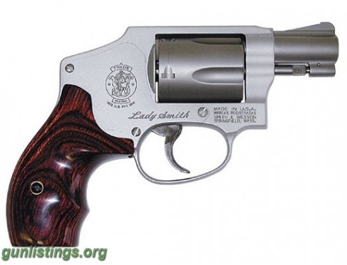 Pistols Smith & Wesson Ladysmith 642, 38sp, Wood Grip NEW