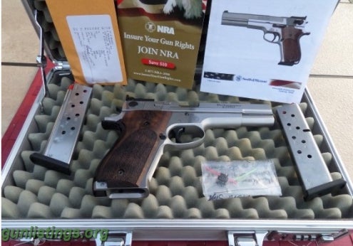 Pistols SMITH & WESSON MODEL 952 -PERFORMANCE CENTER -LNIB
