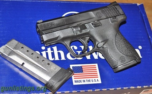 Pistols Smith & Wesson M&P Shield