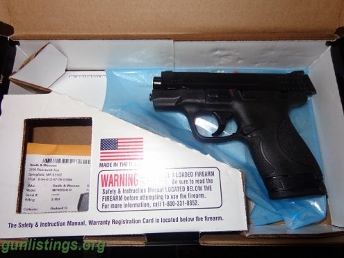 Pistols Smith & Wesson M&P Shield 40s&w NEW
