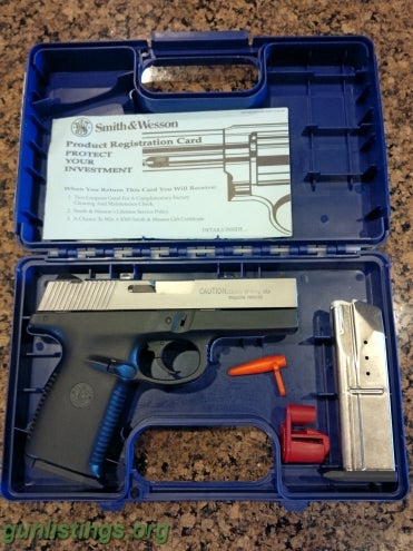 Pistols Smith & Wesson Sigma 9mm